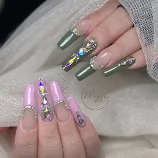 ネイル Maggie Nail🦩のネイルデザイン
