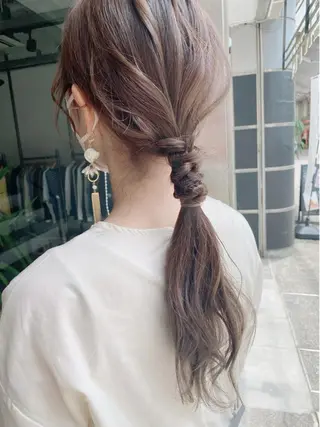 ロング カラー ヘアアレンジ chic.🍋 Kirariのヘアスタイル