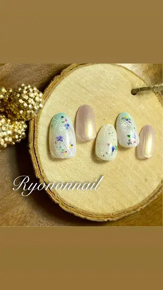 ネイル Ryononnail(リョノンネイル)所属・Ryononnail 上谷典子のネイルデザイン