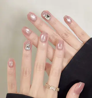 ネイル リリ 奈🎀のネイルデザイン