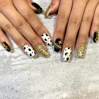 セミロング カラー パーマ ヘアアレンジ メンズ キッズ ネイル マツエク・マツパ アイブロウ 今福鶴見ネイル 8(ｴｲﾄ)のネイルデザイン