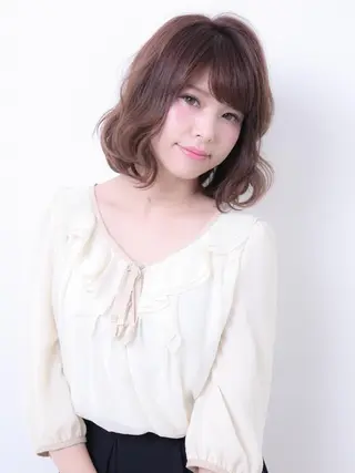 ショート 中林 由佳のヘアスタイル