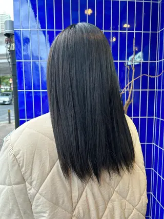 ロング MILLOR “ミラー”のヘアスタイル