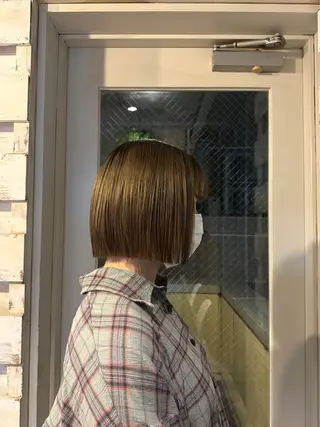 ショート カラー Y U  Iのヘアスタイル