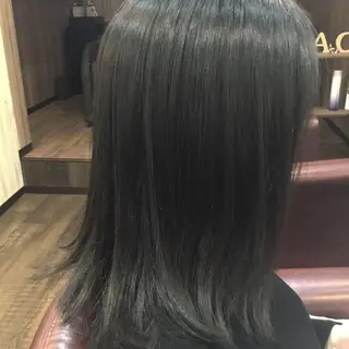 セミロング カラー パーマ embrace エンブレイスのヘアスタイル