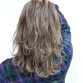 ロング カラー グランジヘア 無造作ヘアHYUGAのヘアスタイル