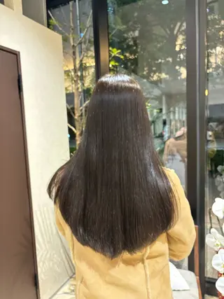 ロング 太田代 桃のヘアスタイル