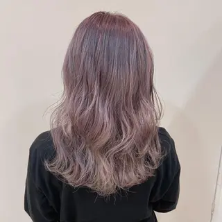 ロング カラー ヘアアレンジ Mirai 🧸のヘアスタイル