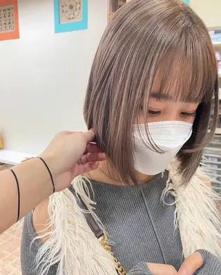 ショート カラー ナカジマ ナナのヘアスタイル