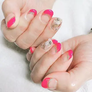 ネイル 柴崎 美幸のネイルデザイン