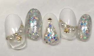 ネイル ゲン レイカのネイルデザイン