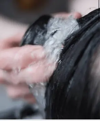 セミロング カラー パーマ ヘアアレンジ メンズ LAVENDIA 麻布のヘアスタイル