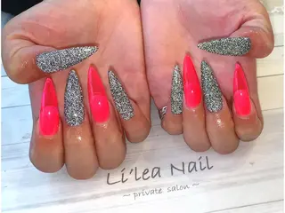 ロング ネイル Li'leaNail AINAのネイルデザイン