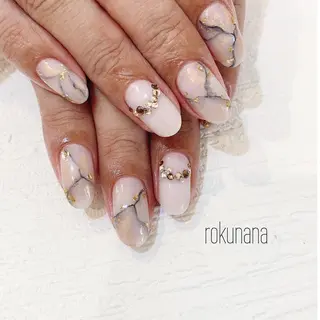 ネイル rokunana 佐野のネイルデザイン