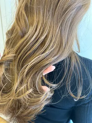 ミディアム chiaki .のヘアスタイル