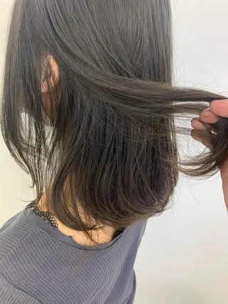 ミディアム 心斎橋/海外レイヤー 募集中三好玲奈のヘアスタイル