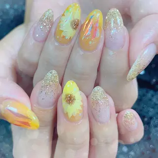 ネイル MoON...❤︎ MeGuのネイルデザイン