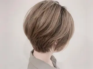 ショート カラー 笠原 健人のヘアスタイル