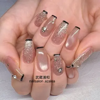 ネイル R inのネイルデザイン