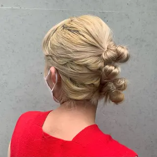 セミロング カラー ヘアアレンジ 🎀オイダイラ モモカ🎀のヘアスタイル