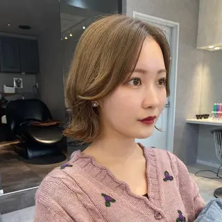 ミディアム レイヤーと顔まわり 大好き❣️関口拓馬のヘアスタイル