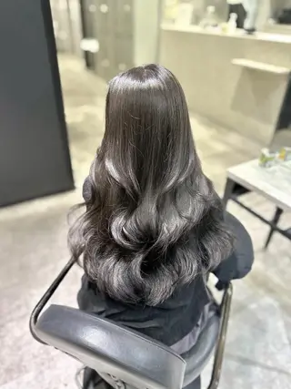 ロング カラー ヘアアレンジ _WHITE 難波本店のヘアスタイル