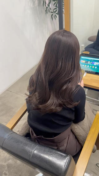 ロング ひろし/髪質改善/ 縮毛矯正/上品✨のヘアスタイル