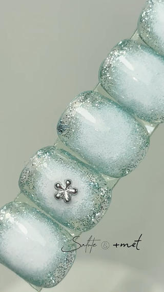 ネイル 堀内 美里のネイルデザイン