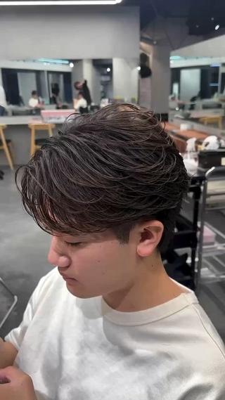 ショート パーマ メンズ 伊藤 大地のヘアスタイル