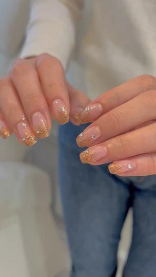 ネイル 🎀チーク/ちゅるん 🫧chisa🎀のネイルデザイン