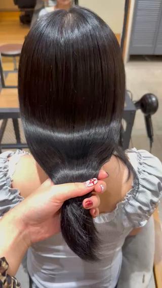 ツヤツヤカラー
カラーの後にしっかりトリートメントで
ケアしていきます