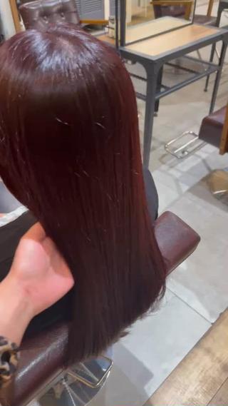 ワインレッドカラー
秋冬に向けて暖色カラーはいかがですか??