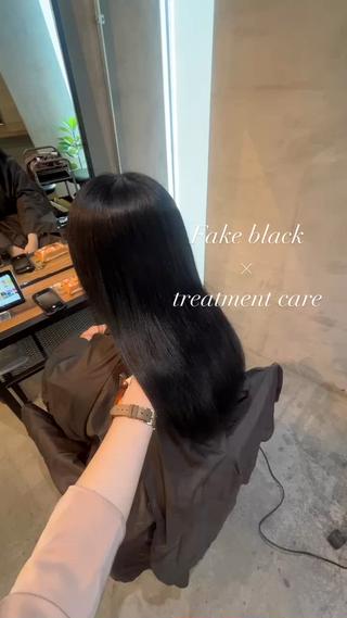 セミロング カラー 🫧赤み消しカラー nanami🫧のヘアスタイル