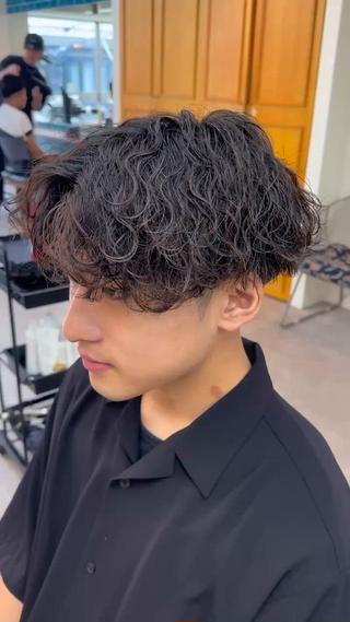 ショート パーマ メンズ JINKIメンズ特化 メンズカットパーマのヘアスタイル