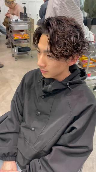 ミディアム カラー パーマ メンズ 冨永 圭人のヘアスタイル