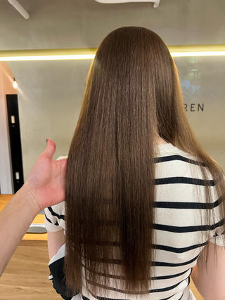 ロング カラースペシャリスト 🫧冨田翔のヘアスタイル