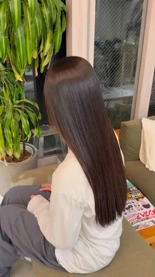 ツヤツヤストレートパーマ！
乾かすだけでこうなります！ 