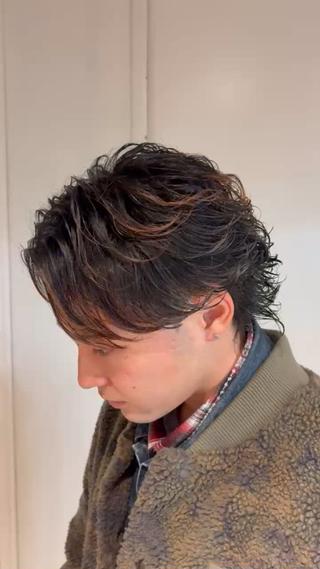 流行りのフェザーとサーフカールを掛け合わせたサーフフェザーです!!
めちゃくちゃかっこいいのスタイルなのでおすすめです!