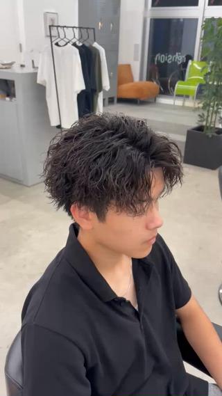 ショート パーマ メンズ なりたひろと / モデル料金でご案内中のヘアスタイル