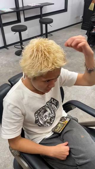 ショート カラー メンズ 神谷 倖平のヘアスタイル