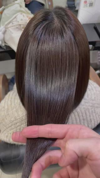 ハートができるトリートメント
施術は
艶髪トリートメントです。
※アイロン有り仕上げ
