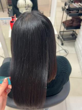 セミロング 【縮毛矯正/レディー スカット】美涼🎀のヘアスタイル