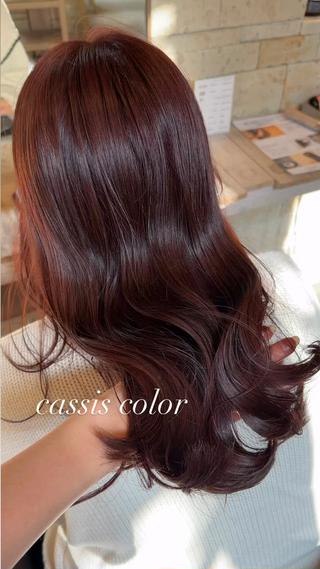 ピンクとパープルでカシスカラー

#カシスカラー #ピンクパープル #艶カラー #暖色カラー 