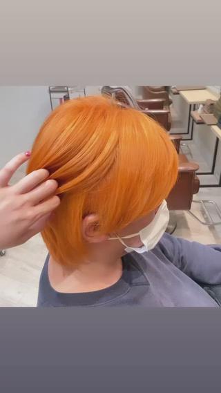 orange color 