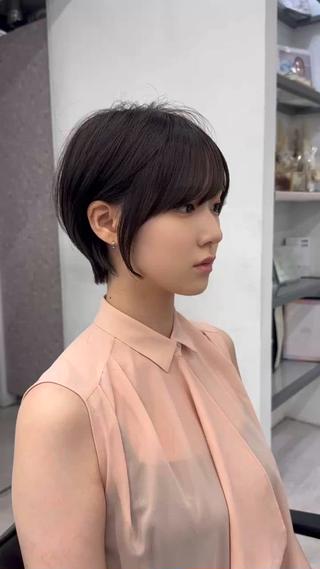 ショート ショートヘア くすみカラー、大場猛のヘアスタイル