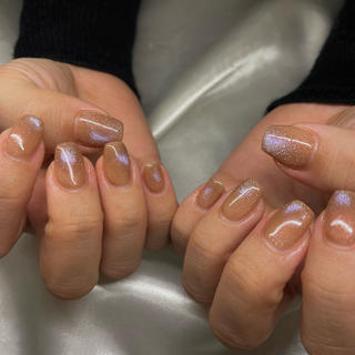 ベースにベージュを仕込み青紫マグを上から塗布
個性的なマグネットの完成です♪ 
