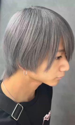 カラー 佐藤 優希のヘアスタイル