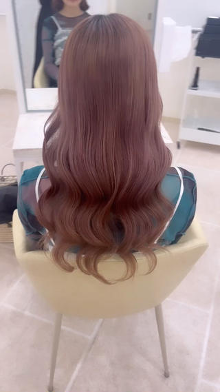 ヨシンモリスタイル
しっかり巻きたい方や、韓国スタイルが好きな方におすすめです
技術向上の為、巻き髪ダウンスタイルモデル様募集中です!!