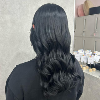 ロング カラー 澤木 愛美のヘアスタイル