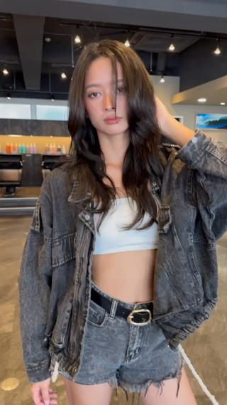 ロング 🇺🇸海外デザイン iCON TOKYOのヘアスタイル